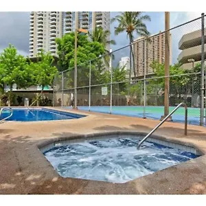 Spacious W/ Parking, Beach/mall/park アパート